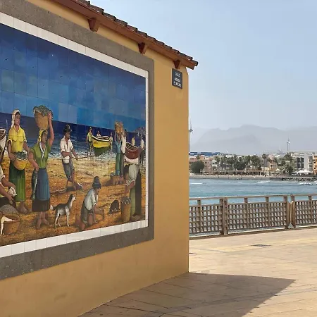 Amber House アパート