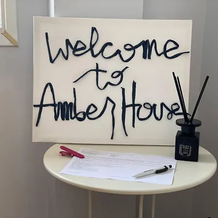 Amber House Appartamento *
