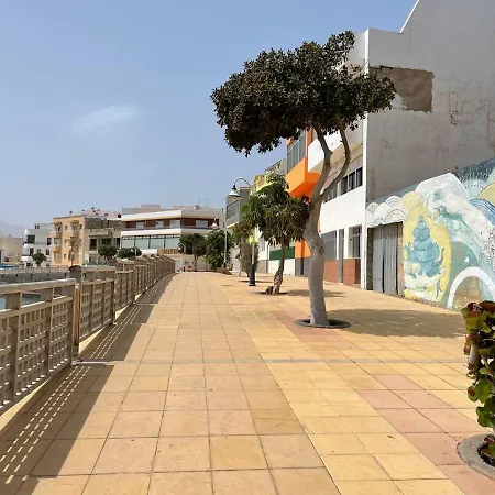 Amber House * Arinaga