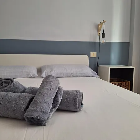 Amber House * Arinaga